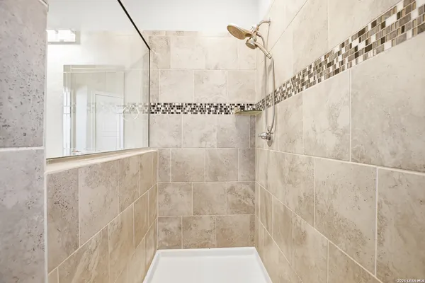 $2,200 | 12139 Casparis, San Antonio, TX 78254