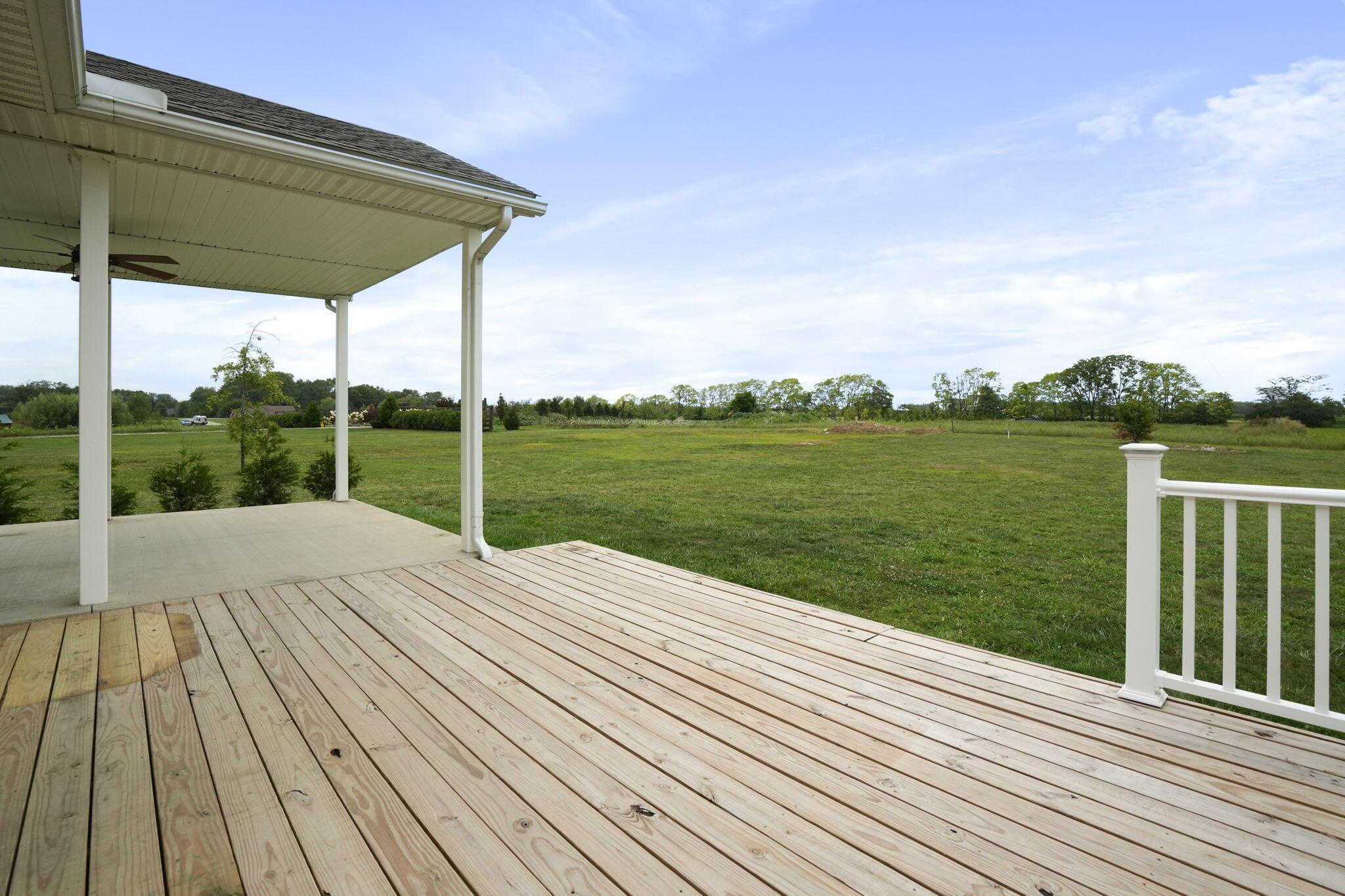 3218 Hills-Miller Road Delaware, OH 43015 - Photo 38 of 48 Deck