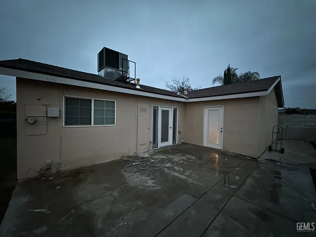 $320,000 | Undisclosed Address, Delano, CA 93215