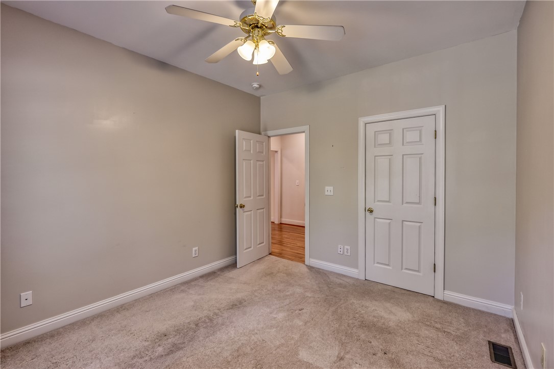 105 Dandelion Trail Anderson, SC 29621 - Photo 24 of 37