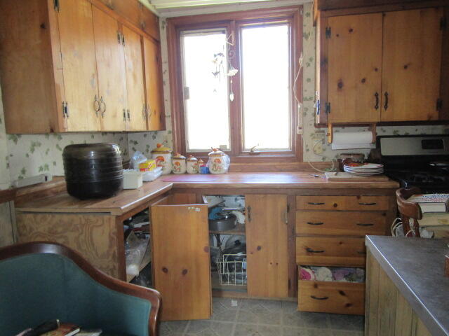 437 Nobleboro Road Bremen, ME 04551 - Photo 8 of 29 IMG_7539