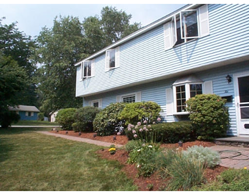 10 Cody Road Framingham, MA 01701 - Photo 8 of 9 Gallery Image 8