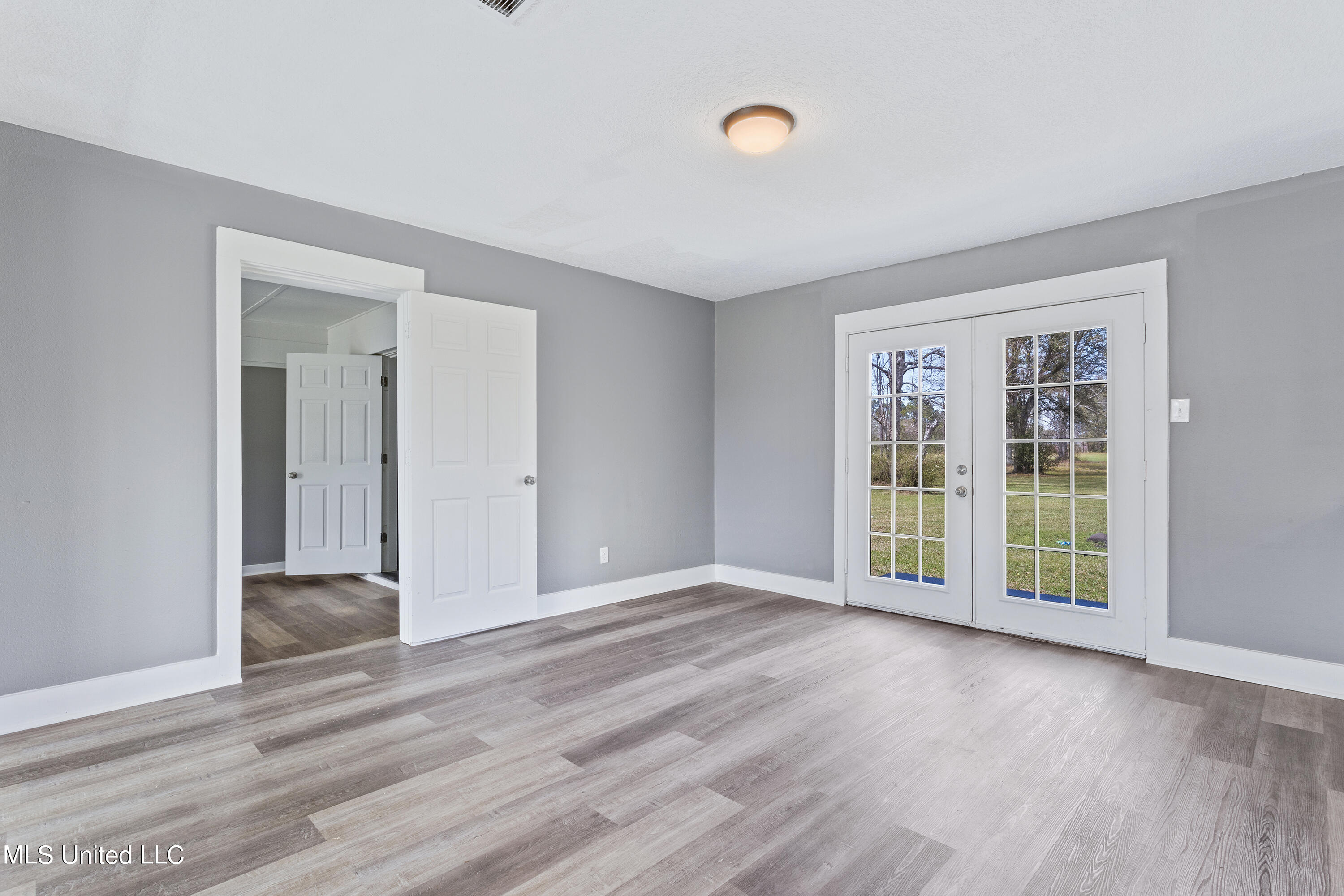 7517 Carter's Road Moss Point, MS 39562 - Photo 12 of 25 012