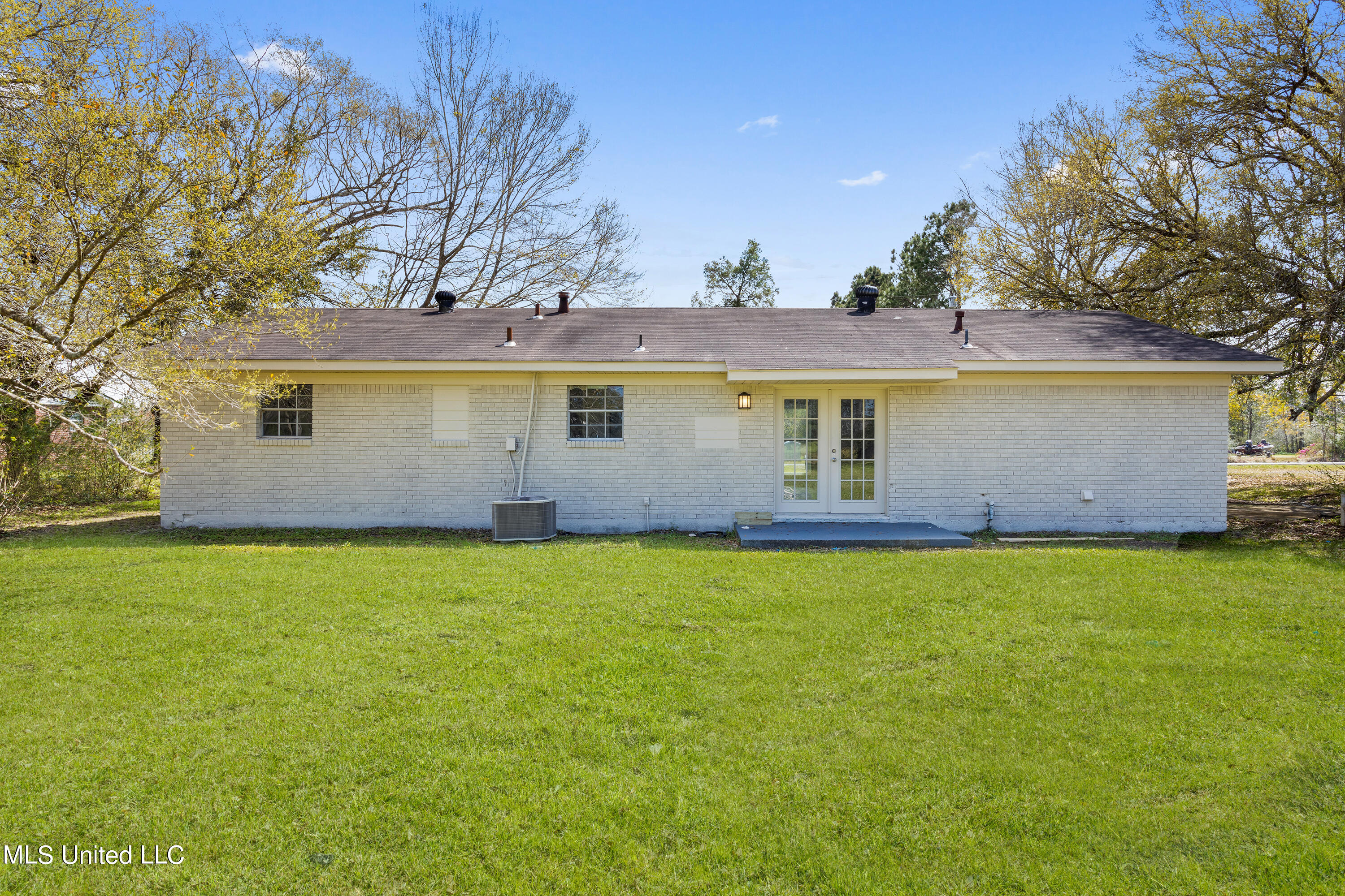 7517 Carter's Road Moss Point, MS 39562 - Photo 22 of 25 022