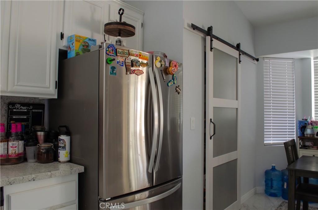 13250 Ivanpah Road Apple Valley, CA 92308 - Photo 11 of 28