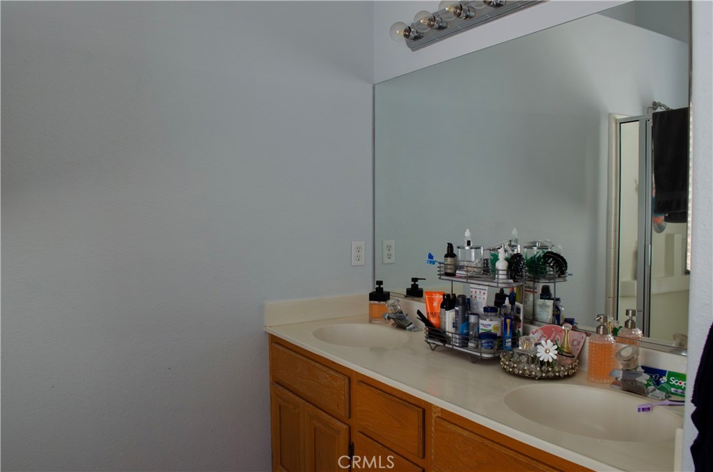 13250 Ivanpah Road Apple Valley, CA 92308 - Photo 19 of 28