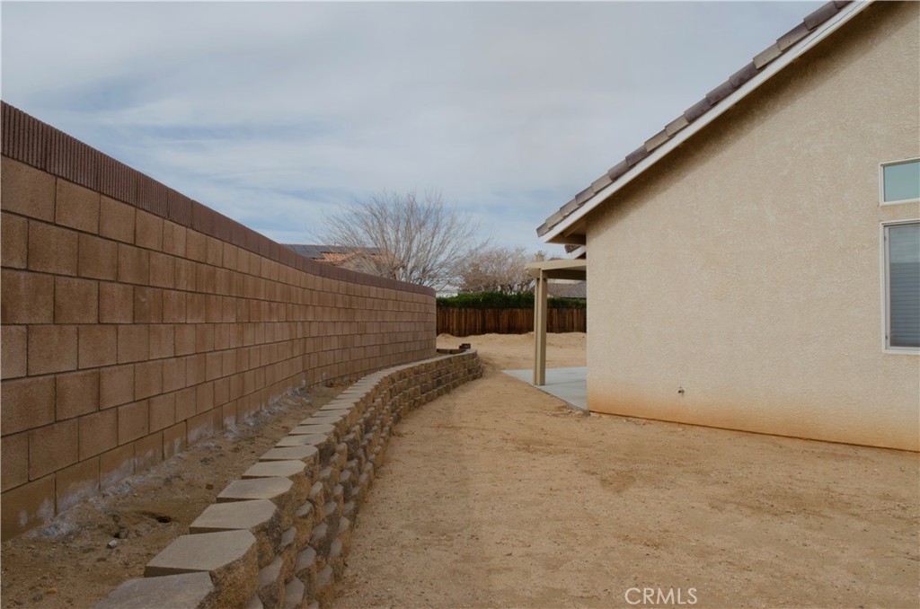 13250 Ivanpah Road Apple Valley, CA 92308 - Photo 27 of 28
