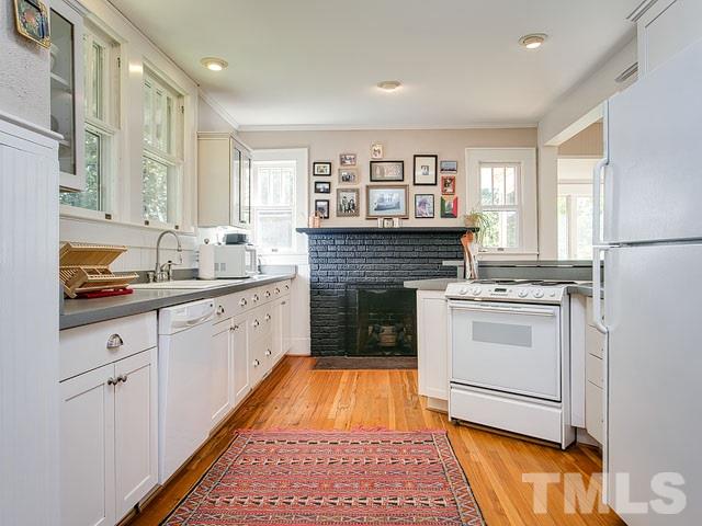 4415 Erwin Road Durham, NC 27705 - Photo 6 of 25 Gallery Image 6