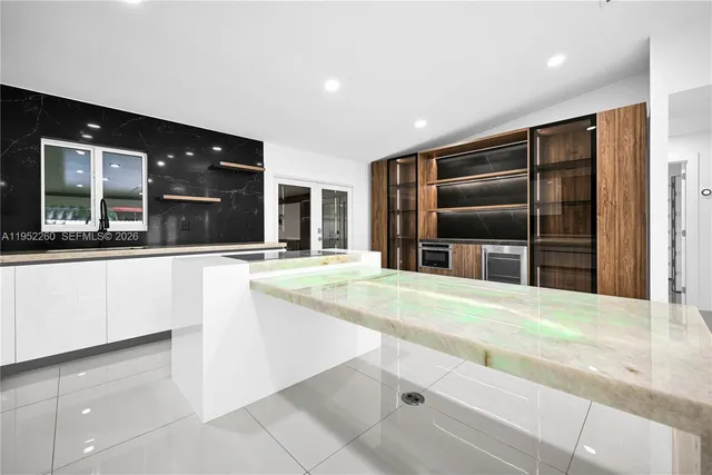 $895,000 | 13284 Southwest 39th Street, Miami, FL 33175