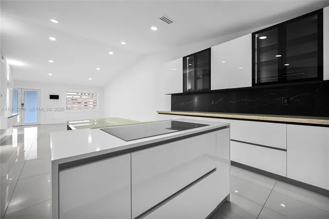 $895,000 | 13284 Southwest 39th Street, Miami, FL 33175