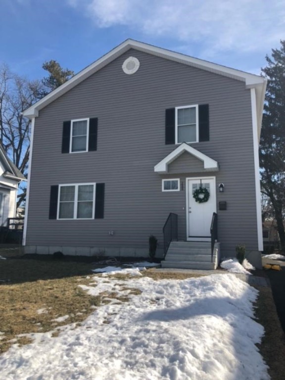 36 Appleton Street Cranston, RI 02910 - Photo 1 of 2 Gallery Image 1
