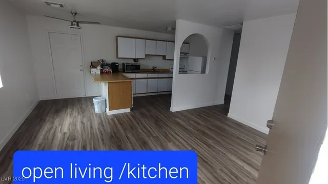 $759,000 | 281 East Kimberly Drive, Henderson, NV 89015