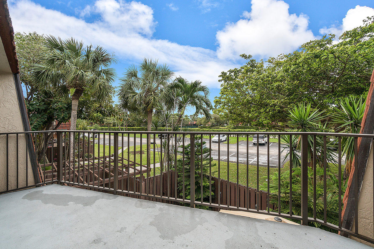 8481 Boca Rio Drive Boca Raton, FL 33433 - Photo 25 of 27 a view of a balcony