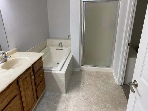 $2,395 | 19120 Emerald Drive, Unit 19120, Brookfield, WI 53045