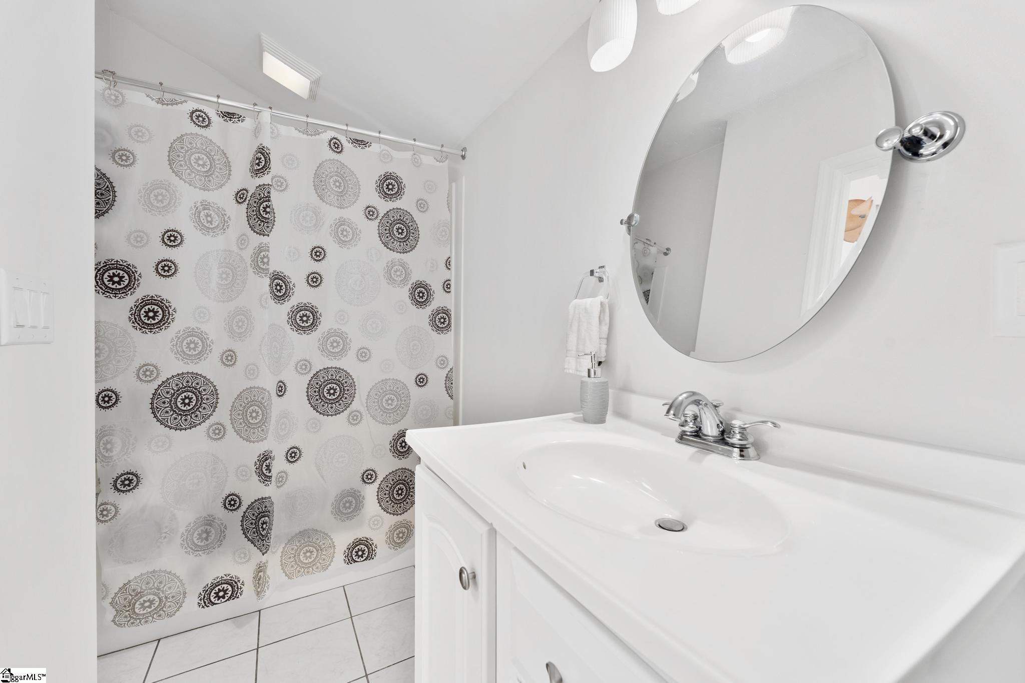 320 Nicklaus Road Westminster, SC 29693 - Photo 28 of 44