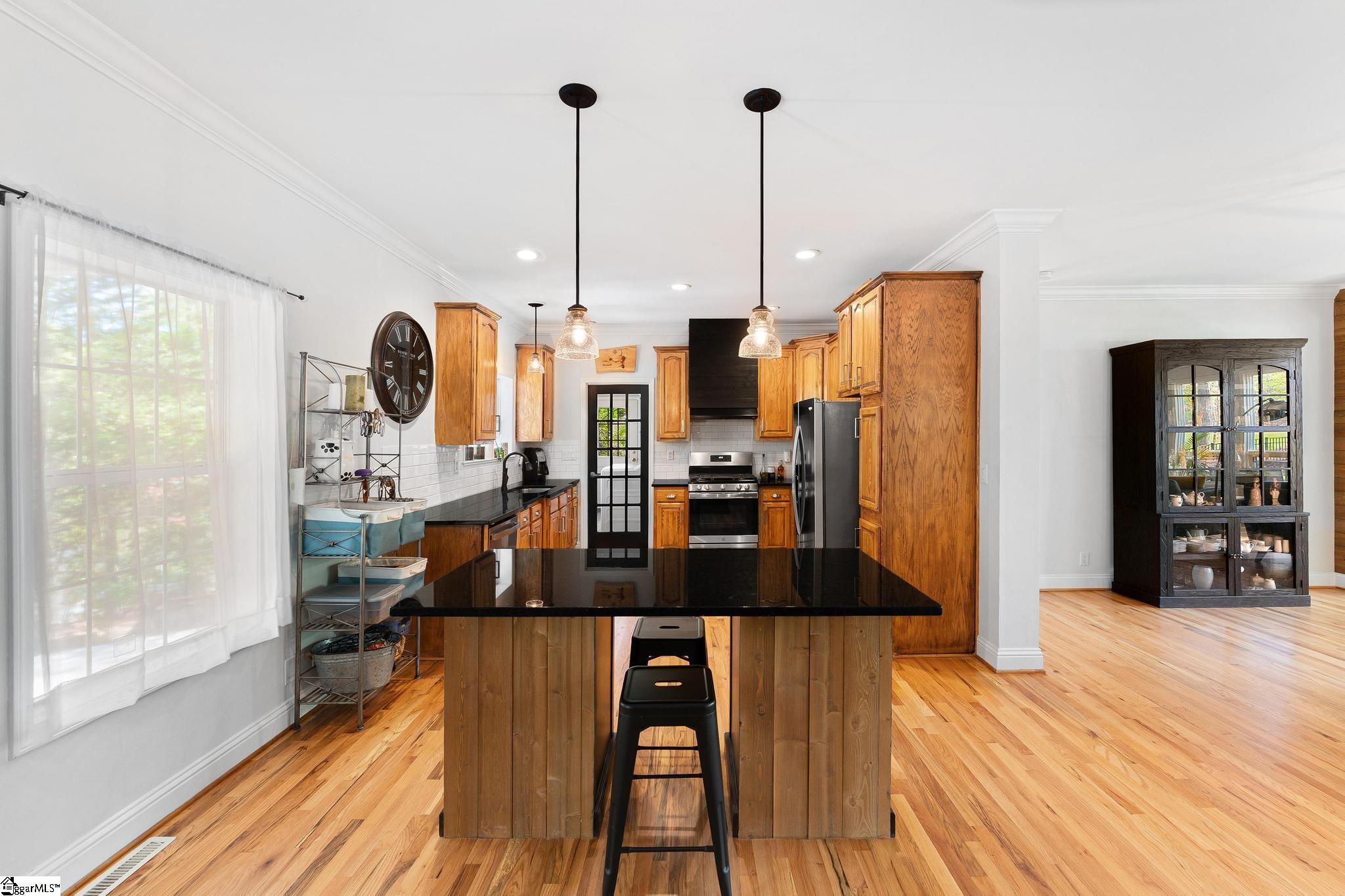 320 Nicklaus Road Westminster, SC 29693 - Photo 5 of 44