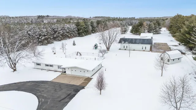 $485,000 | 6890 County Rd D, Almond, WI 54909