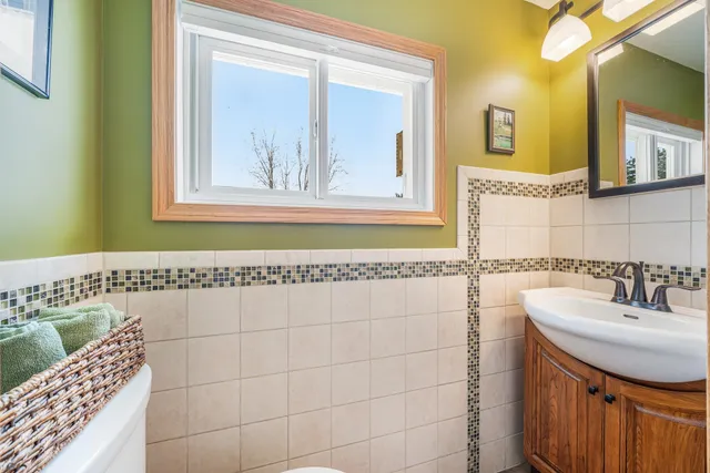 $485,000 | 6890 County Rd D, Almond, WI 54909