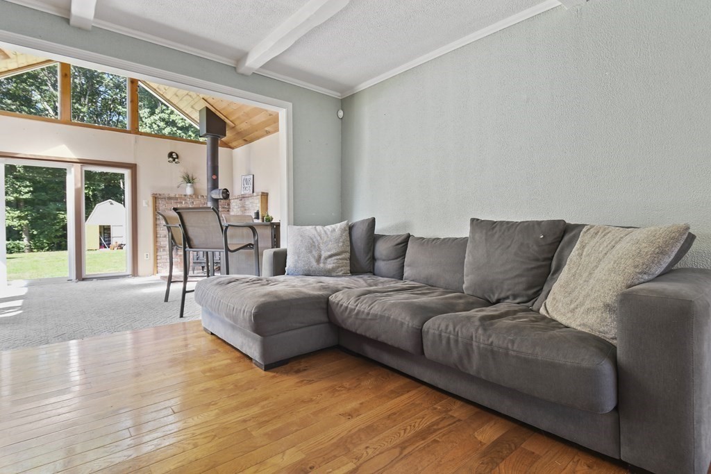 46 Amble Road Chelmsford, MA 01824 - Photo 6 of 38 Gallery Image 6