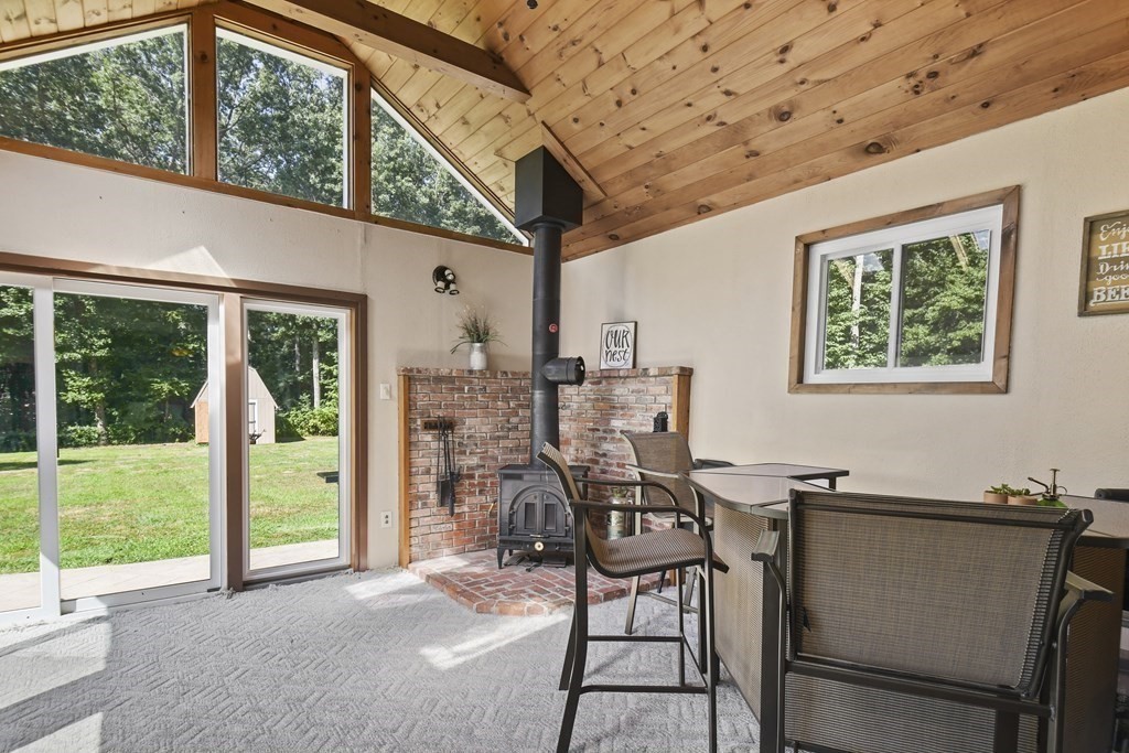 46 Amble Road Chelmsford, MA 01824 - Photo 8 of 38 Gallery Image 8