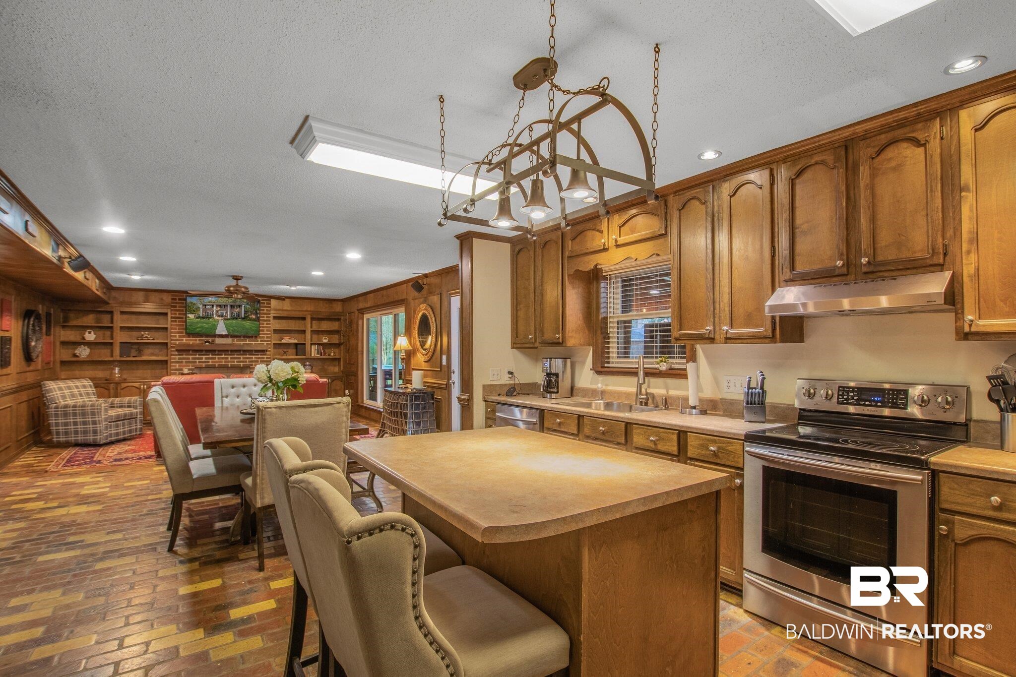 607 Southern Way Daphne, AL 36527 - Photo 14 of 38