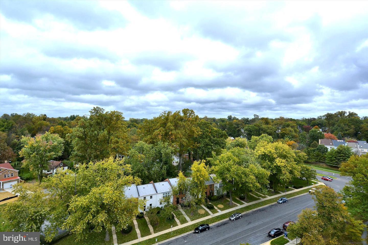 1900 Lyttonsville Road, Unit 602 Silver Spring, MD 20910 - Photo 41 of 43 a view of a city from a balcony