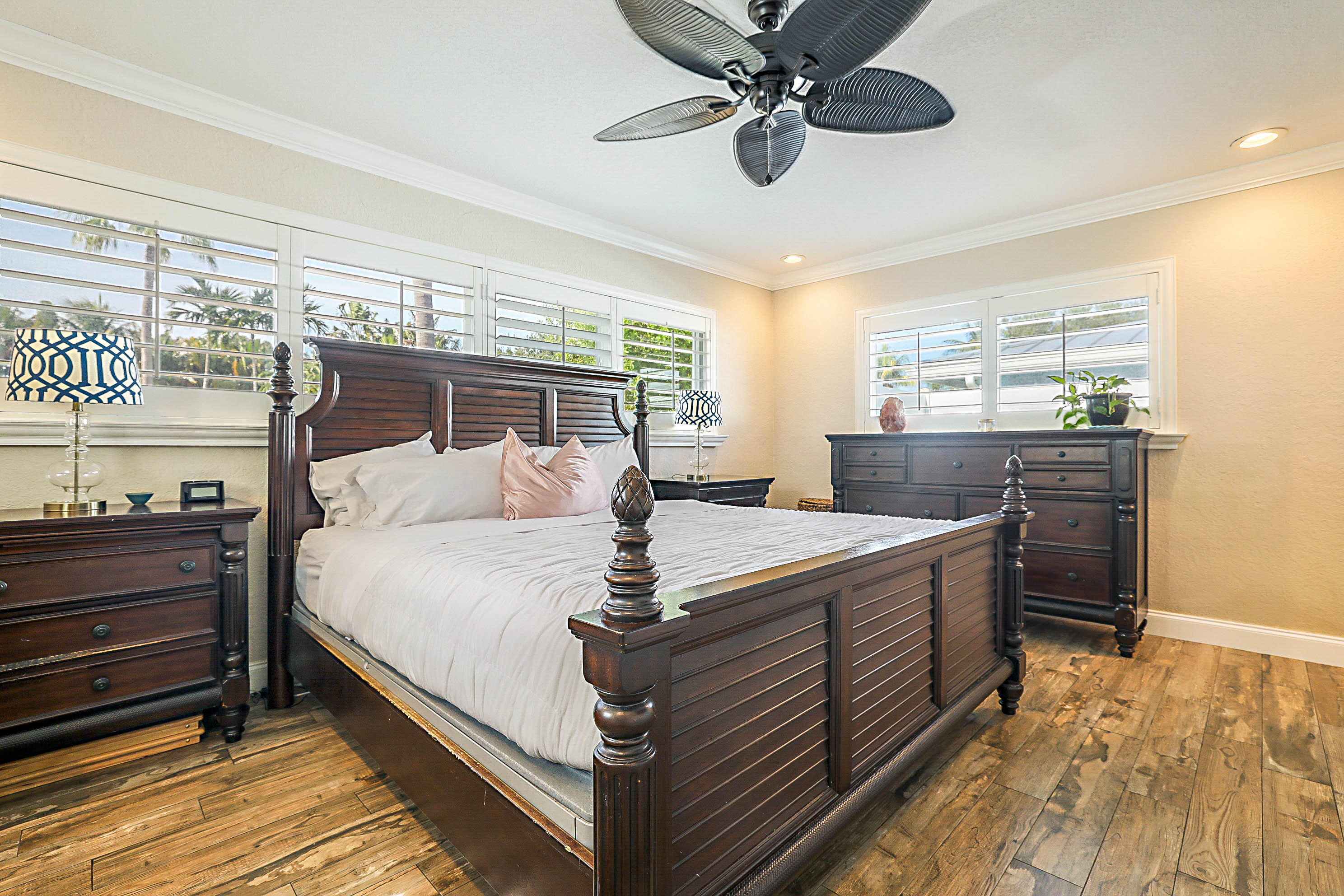 2620 Northeast 53rd Street Lighthouse Point, FL 33064 - Photo 32 of 44 2620 NE 53rd St -20