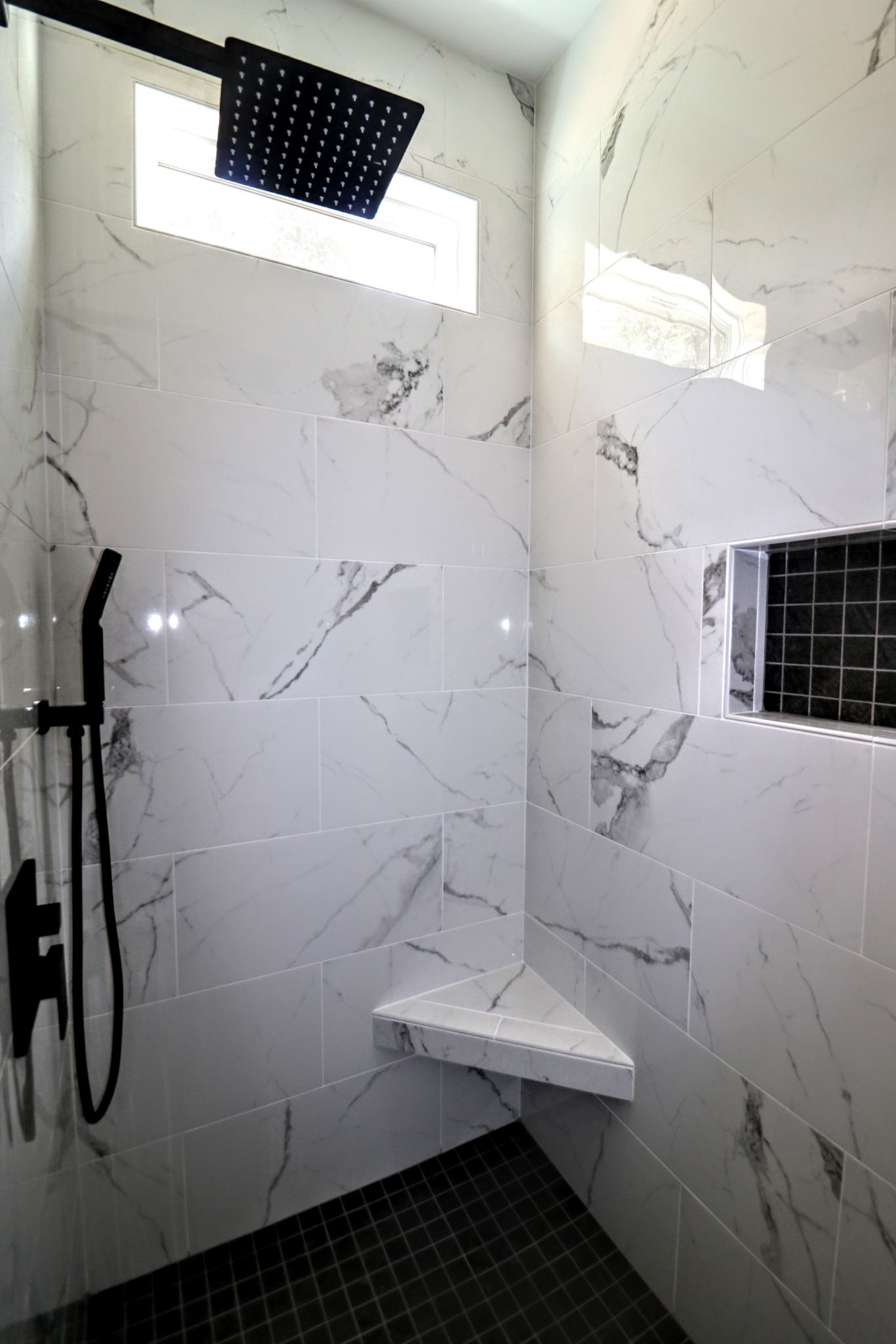 2775 Mayne Trace Road Waverly, TN 37185 - Photo 31 of 43 a bathroom with a shower