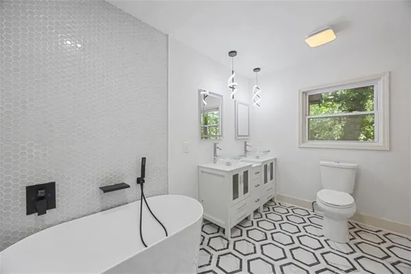 $435,000 | 6486 Aquila Drive, Morrow, GA 30260