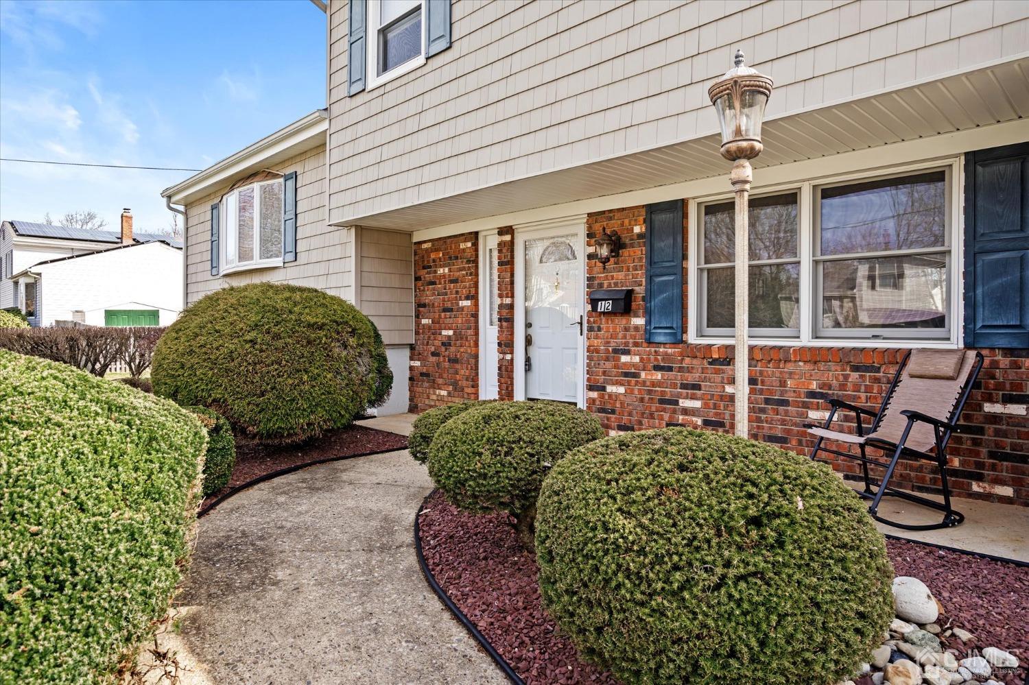 12 Huntington Road East Brunswick, NJ 08816 - Photo 2 of 32 Gallery Image 2