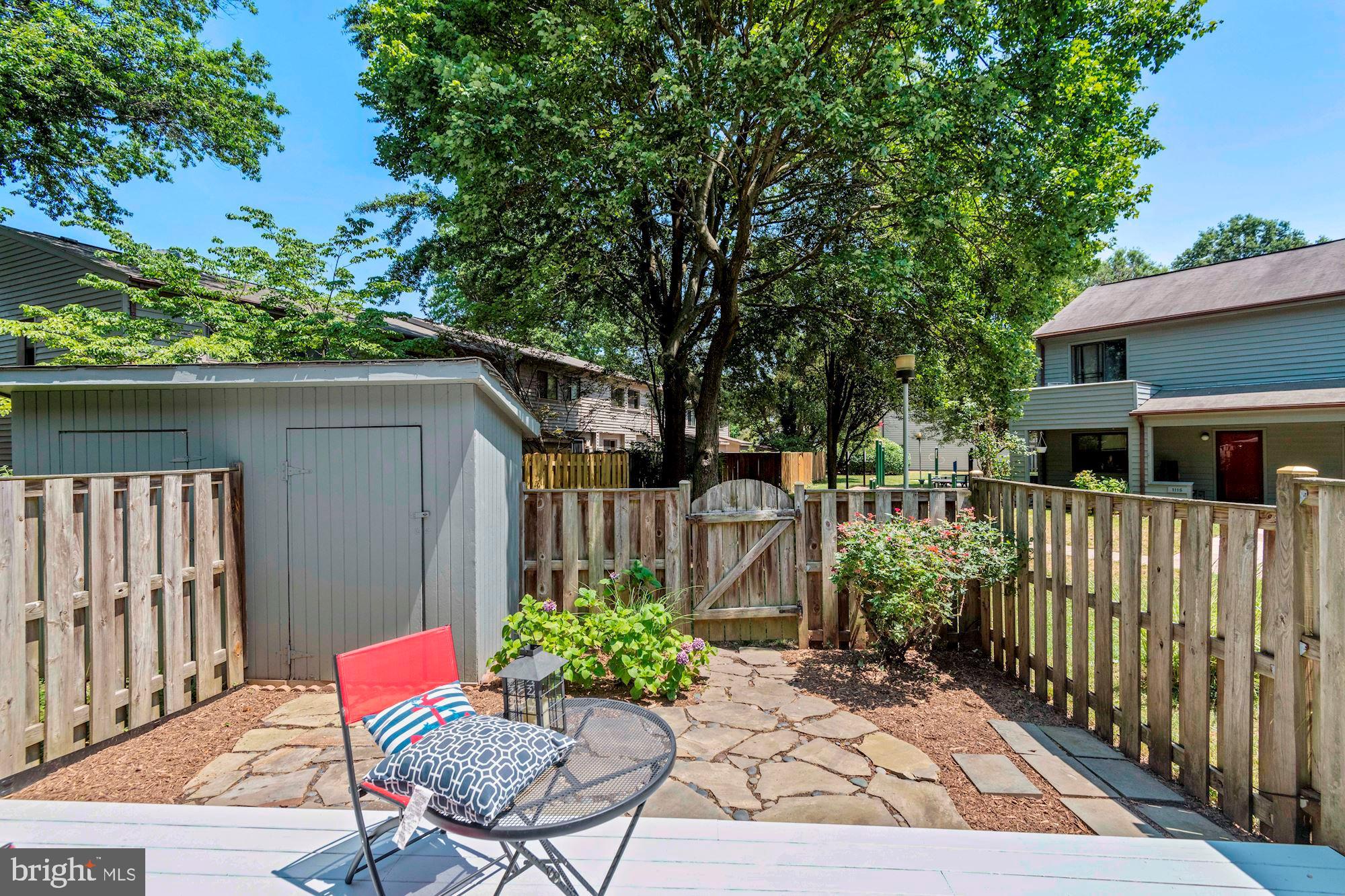 1117 Cedar Ridge Court Annapolis, MD 21403 - Photo 18 of 21 Deck one step down to patio & garden