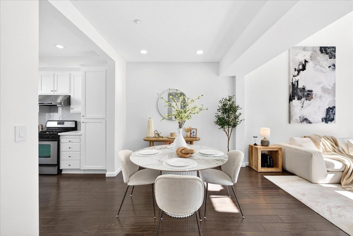 679 Pinnacles Terrace Sunnyvale, CA 94085 - Photo 5 of 37