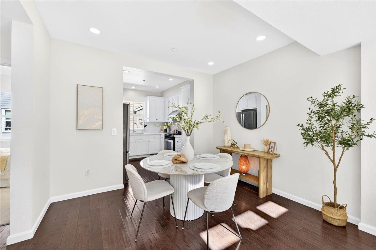 679 Pinnacles Terrace Sunnyvale, CA 94085 - Photo 6 of 37