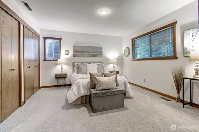 $2,399,850 | 9901 Northeast 32nd Street, Bellevue, WA 98004