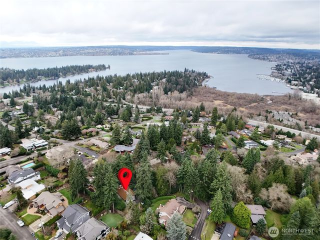$2,399,850 | 9901 Northeast 32nd Street, Bellevue, WA 98004