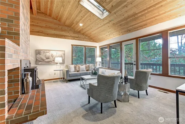 $2,399,850 | 9901 Northeast 32nd Street, Bellevue, WA 98004