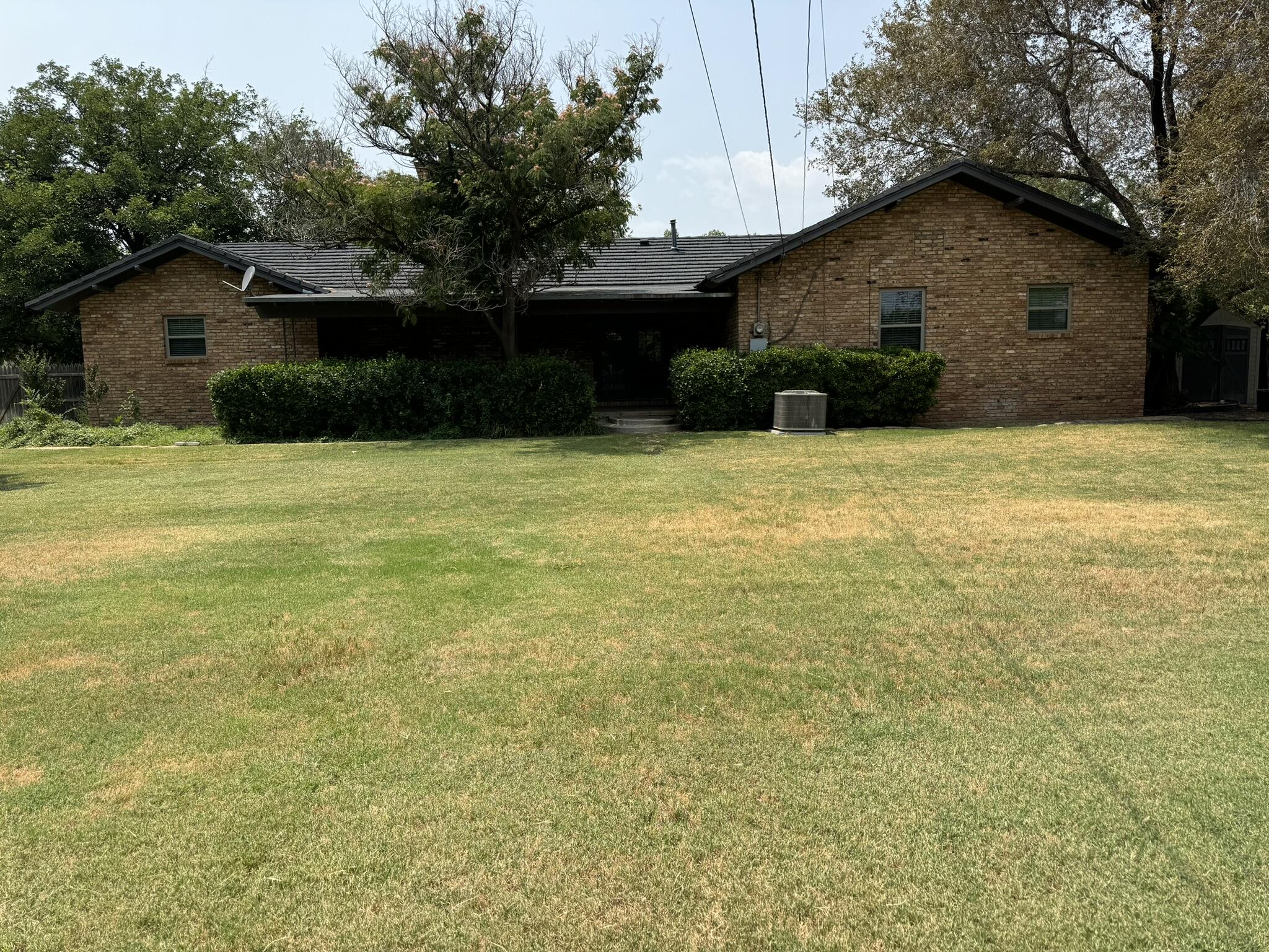 1408 Amarillo Plainview, TX 79072 - Photo 31 of 33 IMG_3296