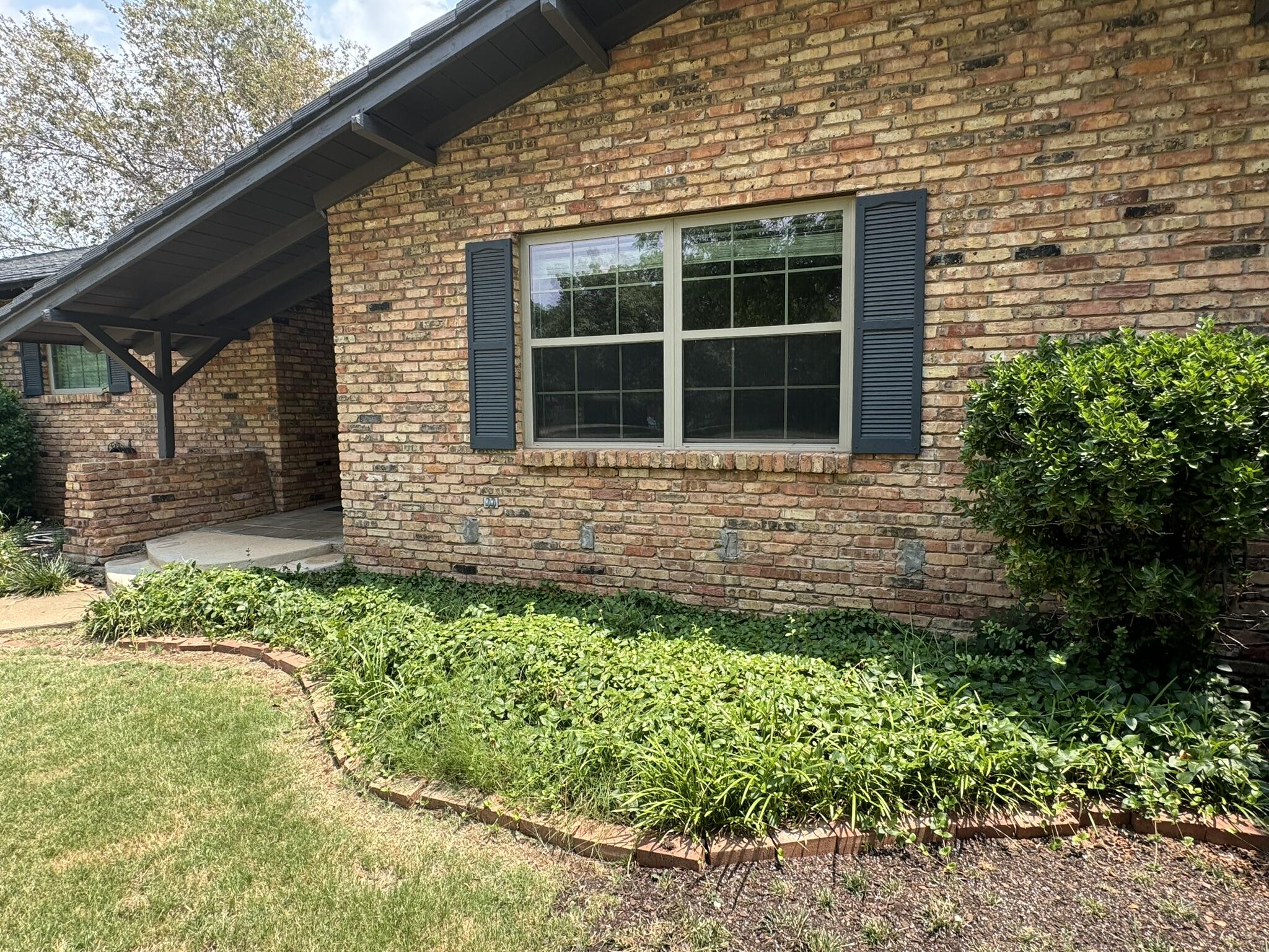 1408 Amarillo Plainview, TX 79072 - Photo 6 of 33 IMG_3256