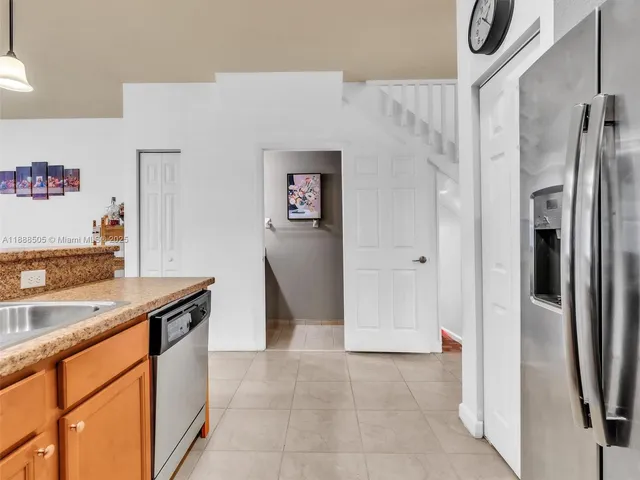 $2,975 | 8926 West 35th Court, Hialeah, FL 33018