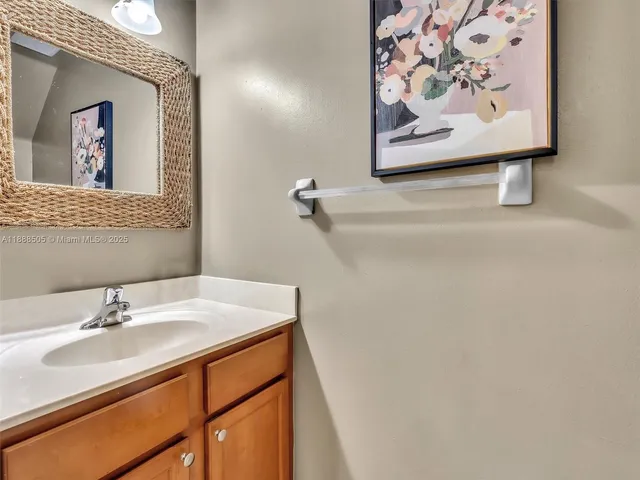 $2,975 | 8926 West 35th Court, Hialeah, FL 33018