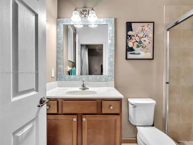 $2,975 | 8926 West 35th Court, Hialeah, FL 33018