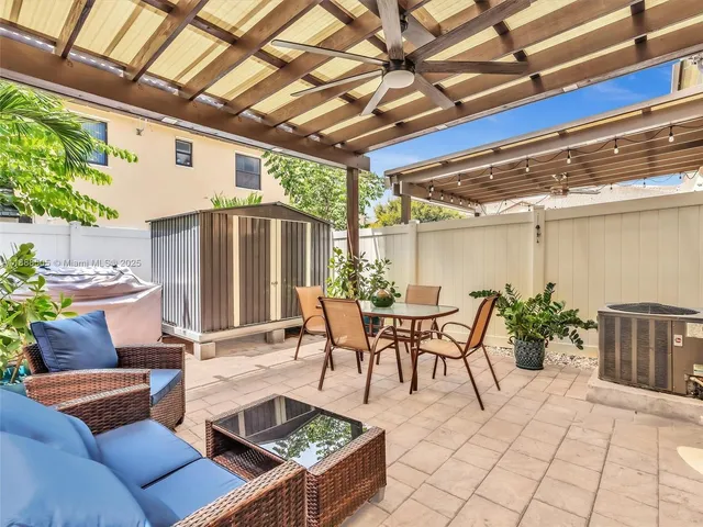 $2,975 | 8926 West 35th Court, Hialeah, FL 33018