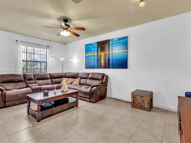 $2,975 | 8926 West 35th Court, Hialeah, FL 33018