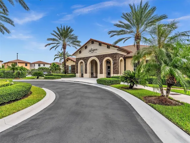 $2,975 | 8926 West 35th Court, Hialeah, FL 33018