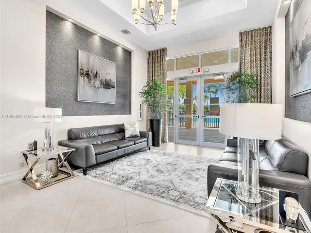 $2,975 | 8926 West 35th Court, Hialeah, FL 33018