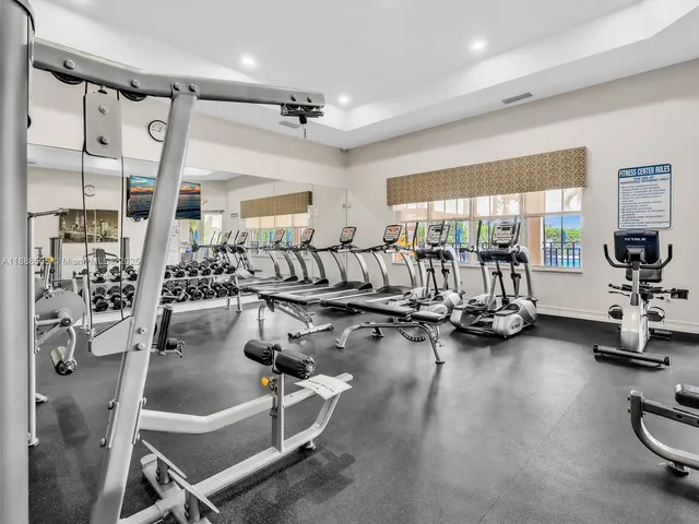 $2,975 | 8926 West 35th Court, Hialeah, FL 33018