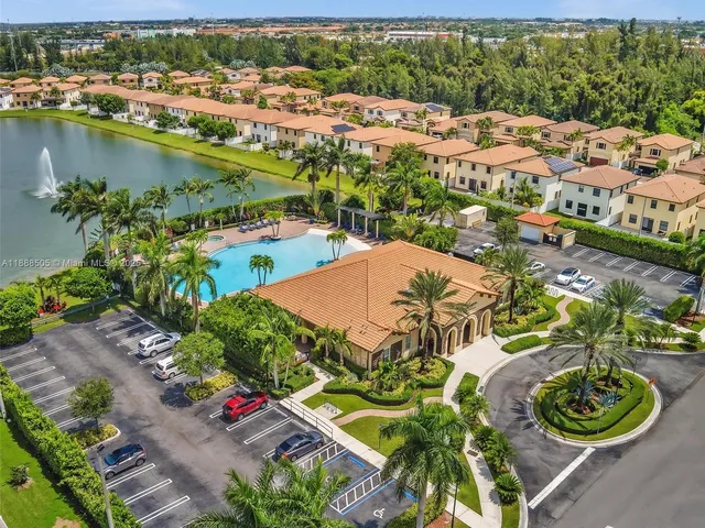 $2,975 | 8926 West 35th Court, Hialeah, FL 33018