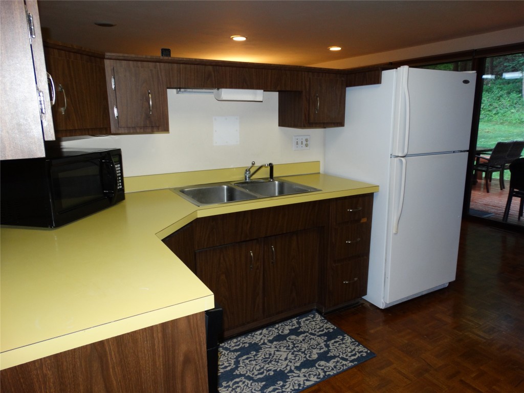483 Jones Road Vestal, NY 13850 - Photo 15 of 42 Gallery Image 15