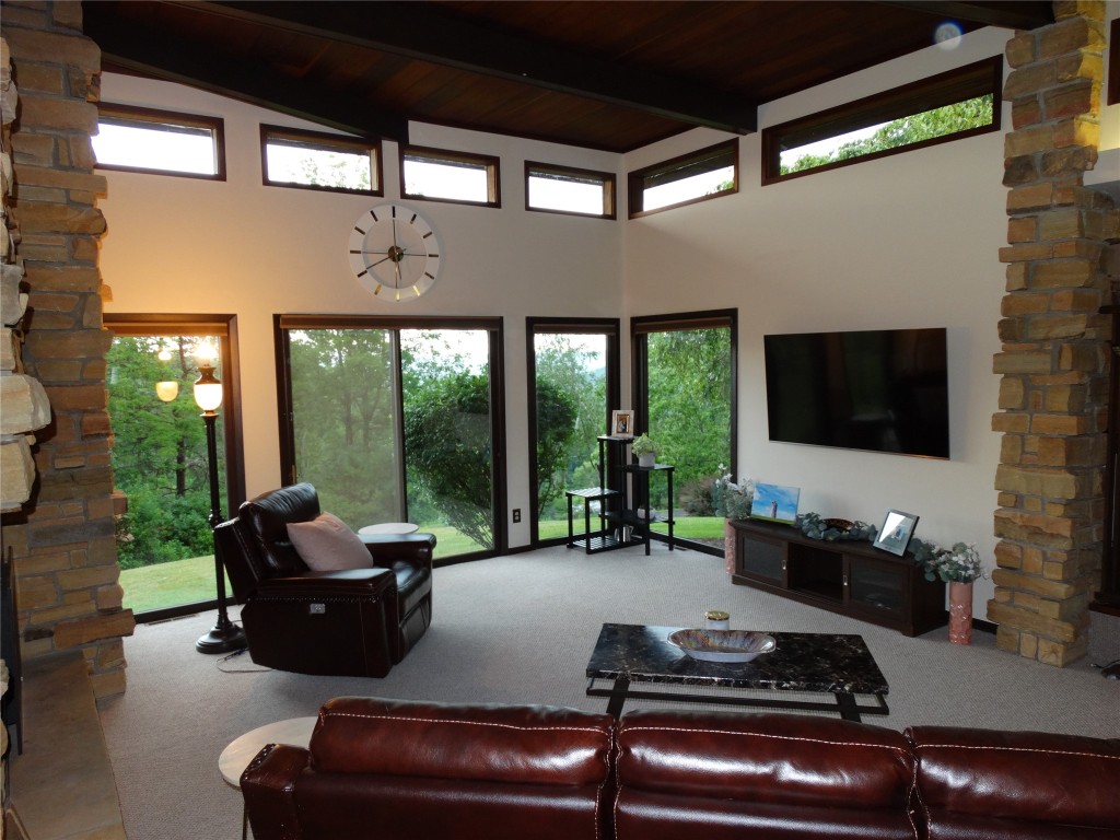 483 Jones Road Vestal, NY 13850 - Photo 2 of 42 Gallery Image 2