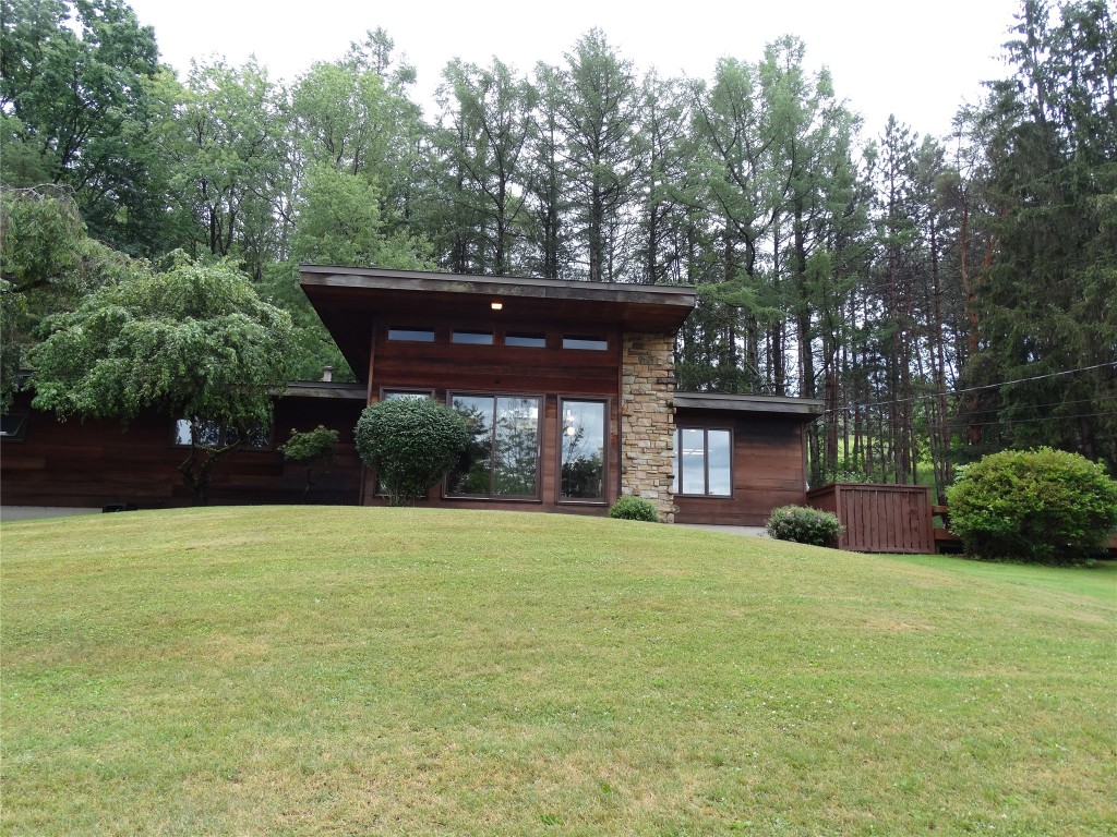 483 Jones Road Vestal, NY 13850 - Photo 40 of 42 Gallery Image 40